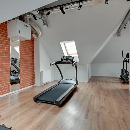 Waterlane Vintage - Fitness & Gym By Blue Mandarin