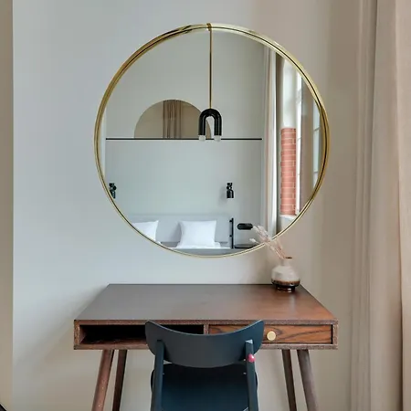 Waterlane Vintage - Fitness & Gym By Blue Mandarin